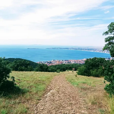 Royal Bay-i Seaview アパート スヴェティ・ヴラス