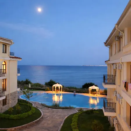 Royal Bay-i Seaview *