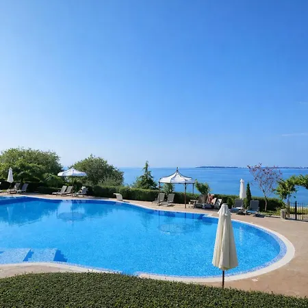 アパート Royal Bay-i Seaview *