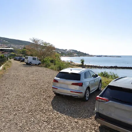 アパート Royal Bay-i Seaview *