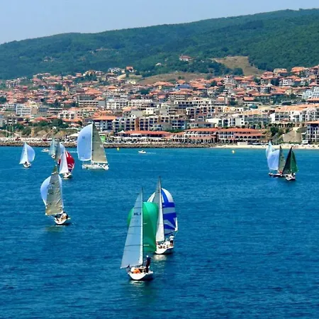 アパート Royal Bay-i Seaview