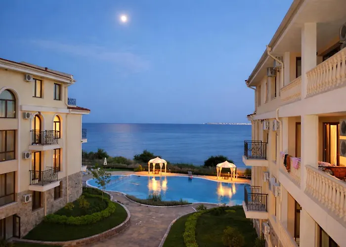 Royal Bay-i Seaview *