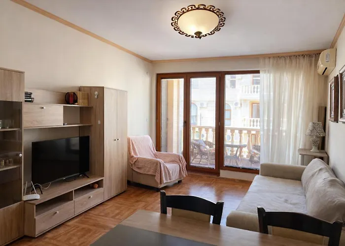 아파트 Royal Bay-i Seaview *